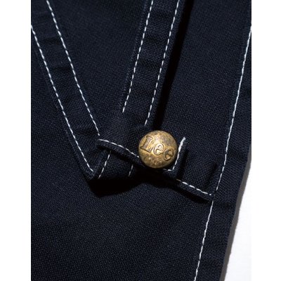 吊りひも止め用ボタン