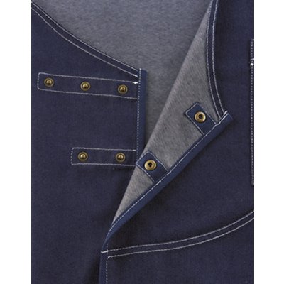 ドットボタンでウエスト調節が可能