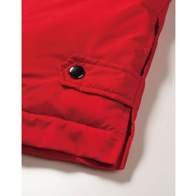 動きやすい裾スリット