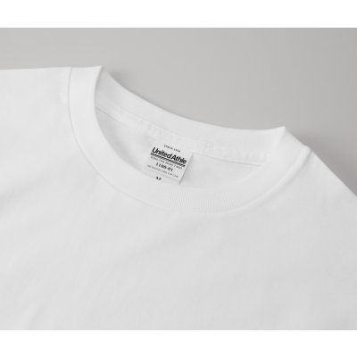 首リブはミニマルなステッチなし仕様