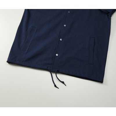 裾口はシルエットを調整できるドローコード仕様（丸ひも）