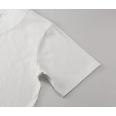 袖口は2本針始末