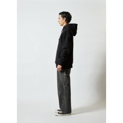 モデル182cm XLサイズ着用