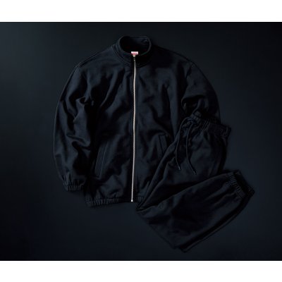 同生地のトップスとセットアップが可能（写真のトップスはStyle No. [5245]）