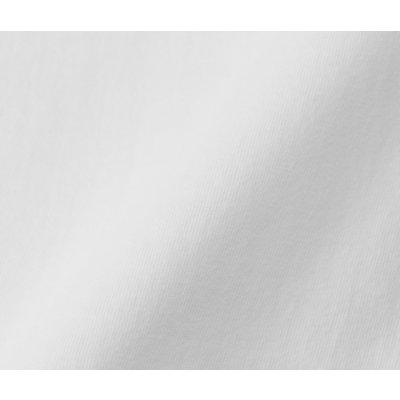 「4.7オンス」のミディアムウェイトを採用した軽やかな天竺生地