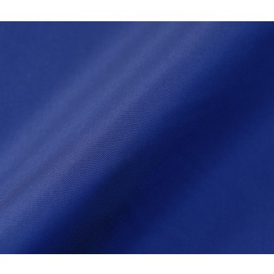 高級感あふれる光沢感とパリッとしたハリ感のあるタフタ生地
