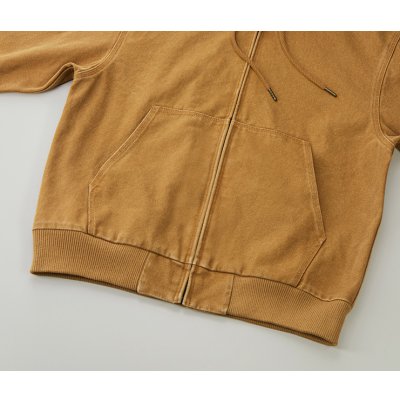 カンガルーポケット、裾口リブ仕様、シームラインに現れるアタリがヴィンテージ感を演出