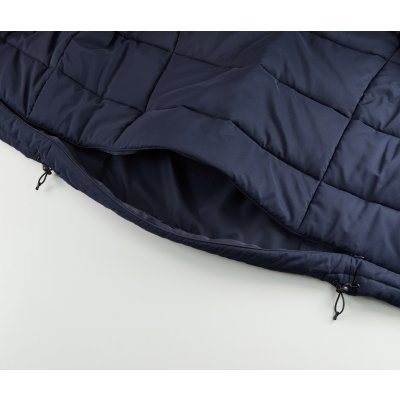 内側の裾部分にはプリント加工に便利なコンシールファスナー付き