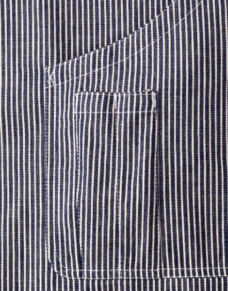 右サイドポケット