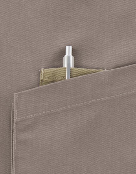 右側ポケット内側にはペン差し付き