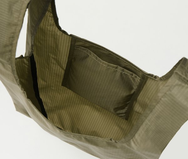 内ポケット付き