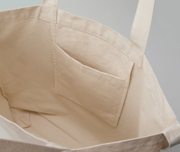 内ポケット付き