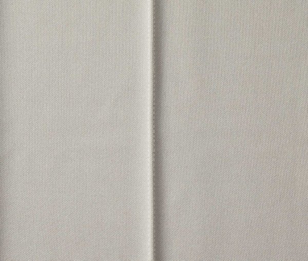 センターにはクリースステッチ入り