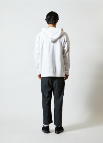 モデル182cm XLサイズ着用