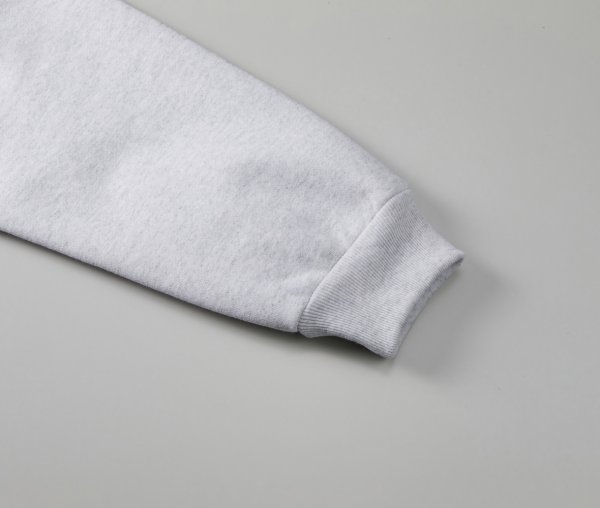 袖付けはセットインスリーブ仕様