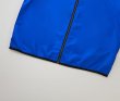 裾口は体にフィットするストレッチテープのパイピング仕様