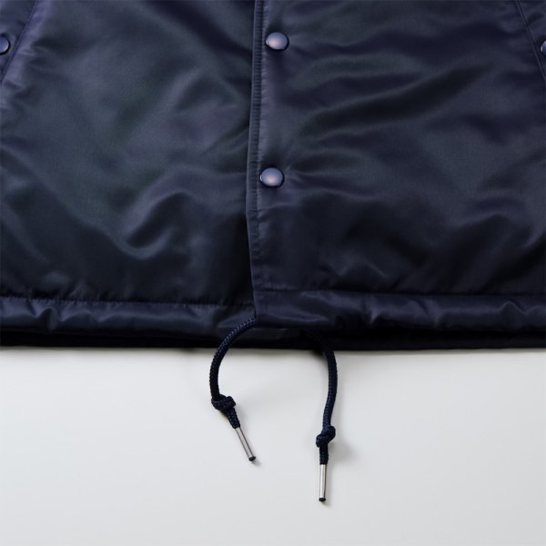 裾にはドローコード