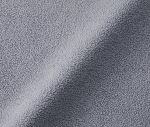 やわらかな肌ざわりで軽量＆保温性を兼備したマイクロフリース（フリース面）