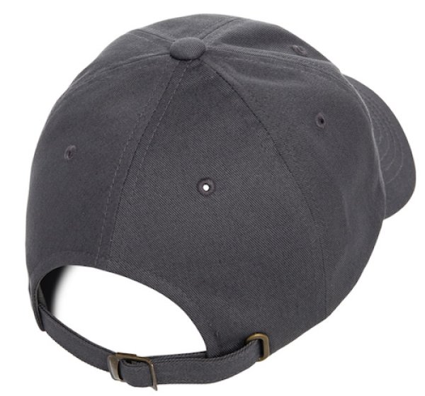 バックはブラスバックル仕様